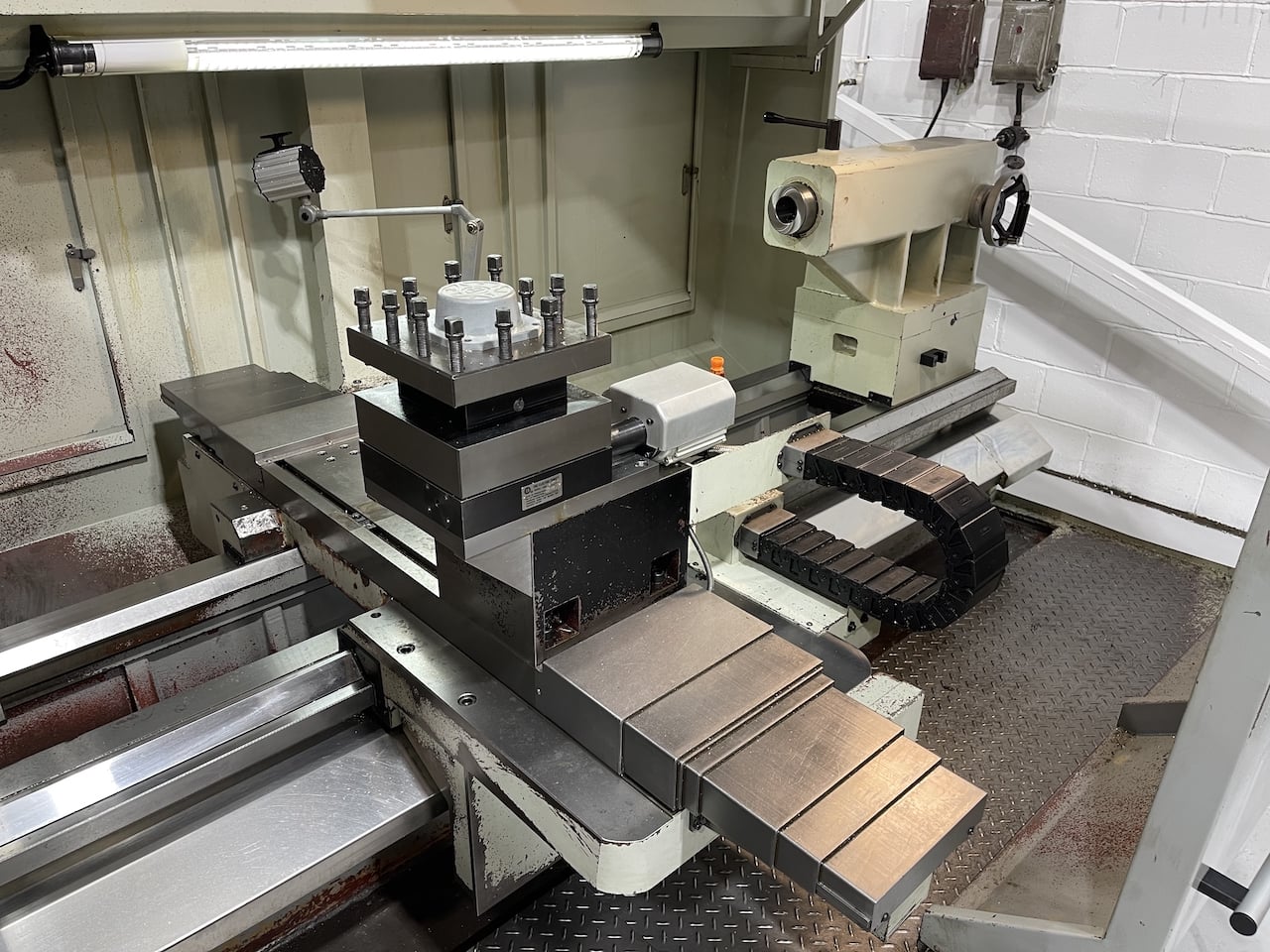 XYZ XL 1100 x 2M  2012